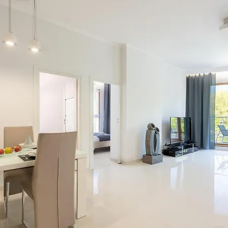 Ambria Platan Tower