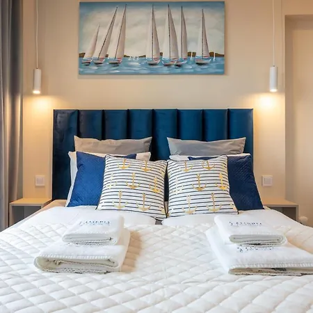 Ambria Platan Tower Apartment