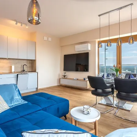 Ambria Platan Tower Apartment *