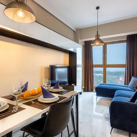 Ambria Platan Tower Appartamento