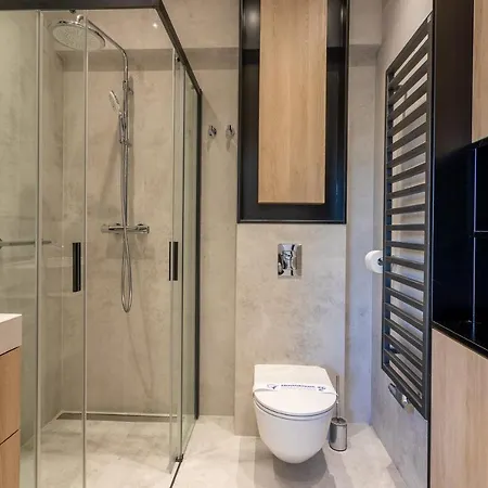 Ambria Platan Tower *