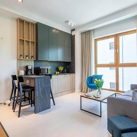 Ambria Platan Tower Apartamento