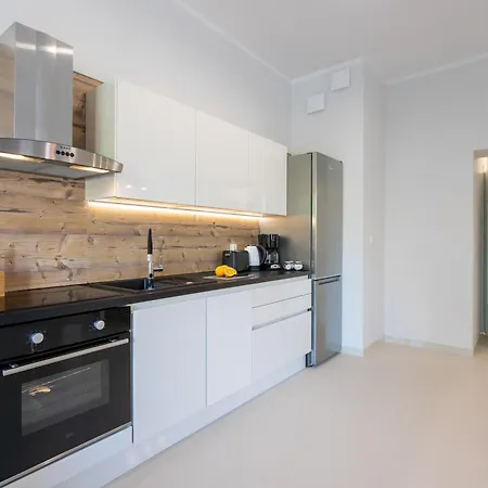 Διαμέρισμα Ambria Platan Tower *