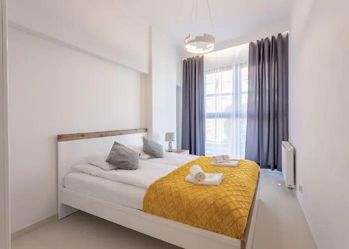 Lägenhet Ambria Platan Tower