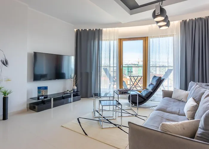 Ambria Platan Tower Apartment *
