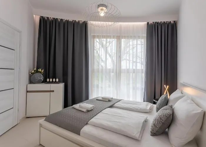 Ambria Platan Tower Lägenhet