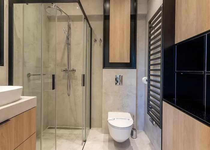 Ambria Platan Tower *